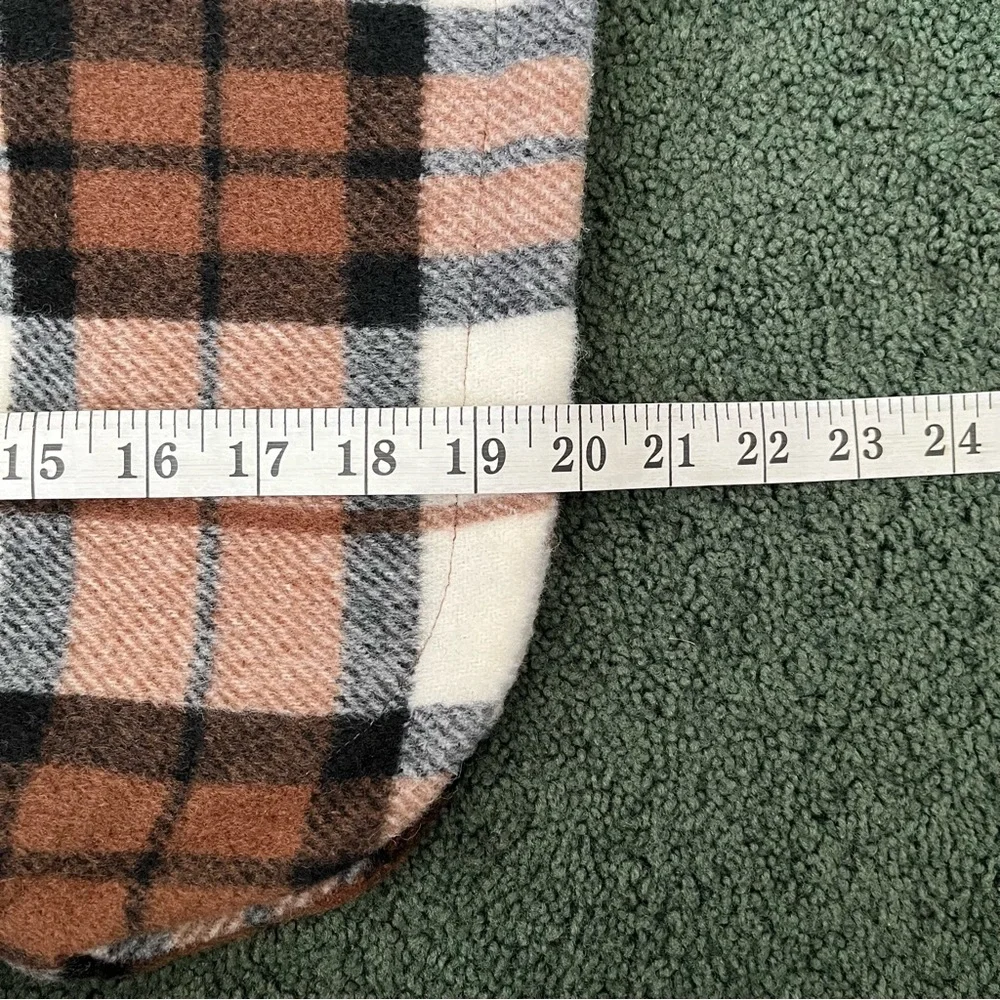 Blank NYC Plaid Cropped Shacket Shirt Jacket in All The Best Size Small - Picture 14 of 15